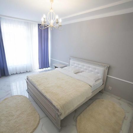 Leogrand Apartments On Kulisha 36 Lviv Eksteriør bilde