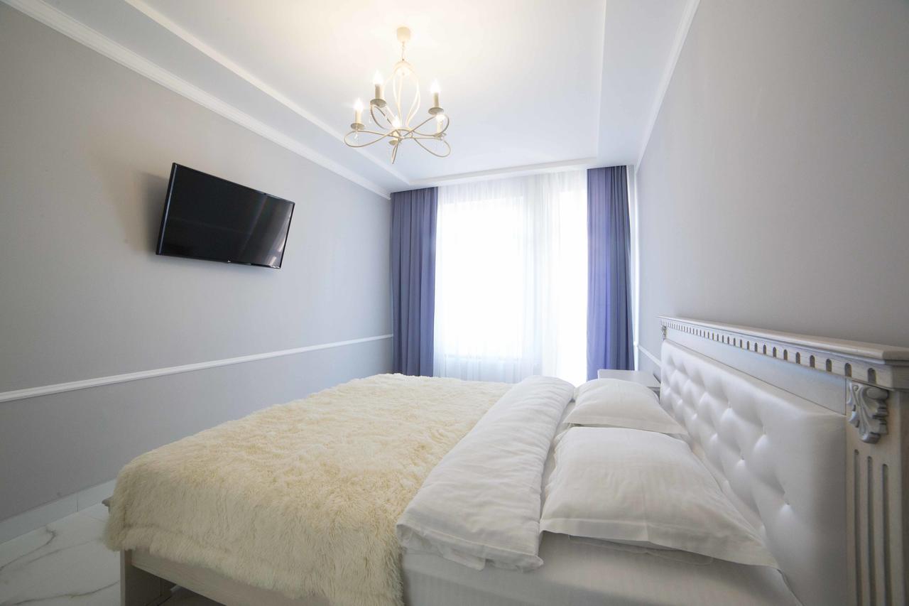 Leogrand Apartments On Kulisha 36 Lviv Eksteriør bilde