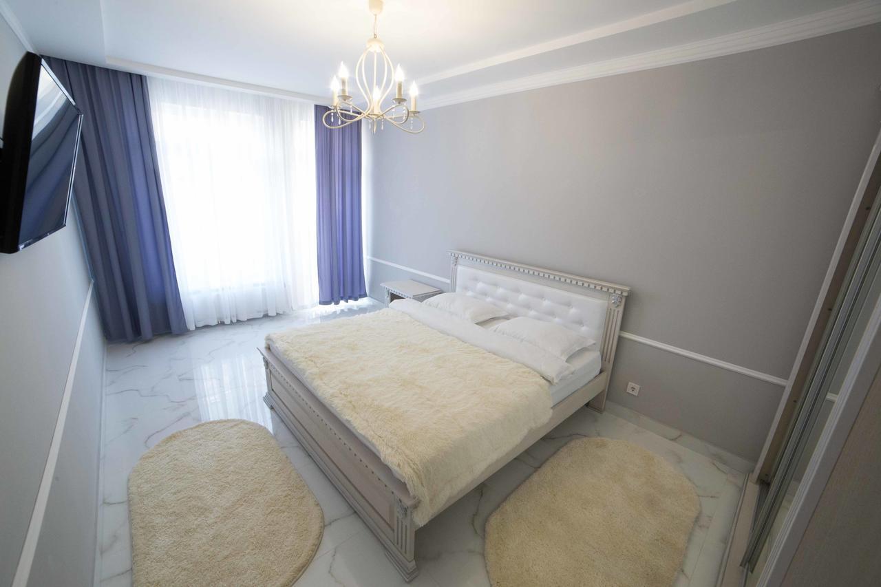 Leogrand Apartments On Kulisha 36 Lviv Eksteriør bilde