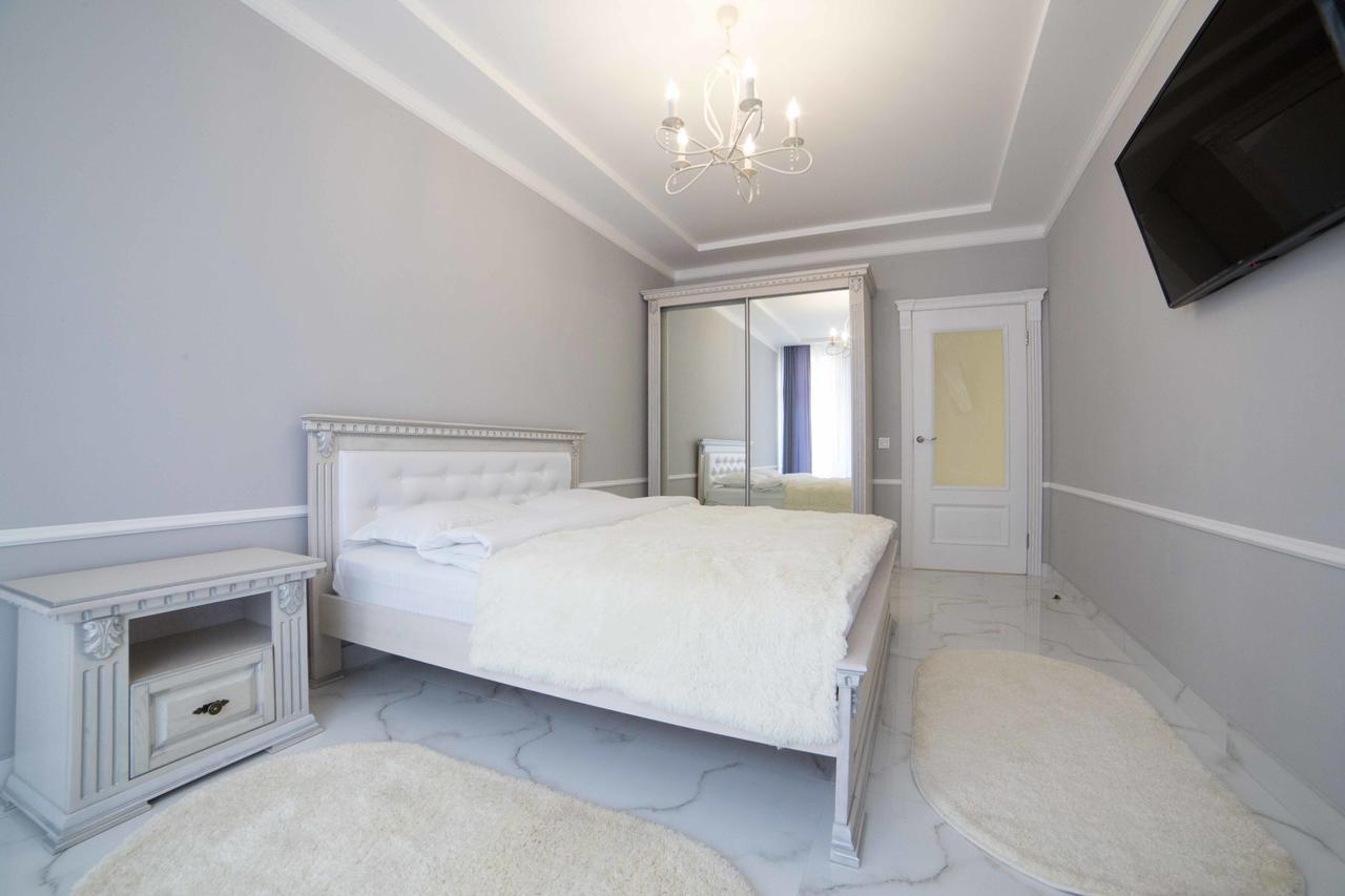 Leogrand Apartments On Kulisha 36 Lviv Eksteriør bilde